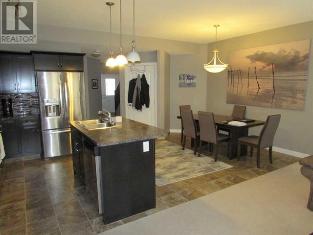 155 Larsen Crescent, House attached with 3 bedrooms, 3 bathrooms and 1 parking in Red Deer AB | Image 7