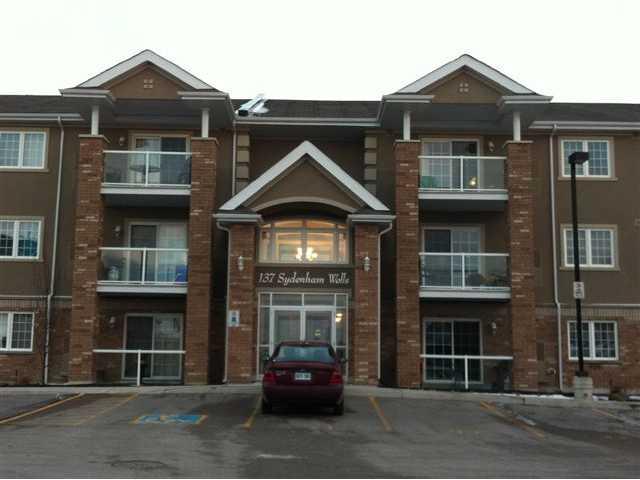10 - 137 Sydenham Wl, Condo with 2 bedrooms, 1 bathrooms and null parking in Barrie ON | Image 1
