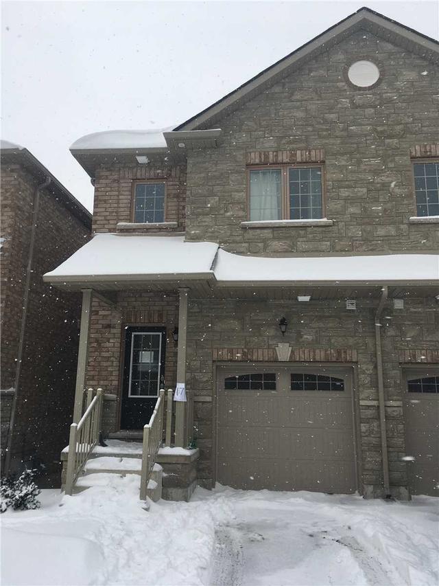 unit 17 - 40 Megan Cres, House attached with 3 bedrooms, 3 bathrooms and 2 parking in Barrie ON | Image 1