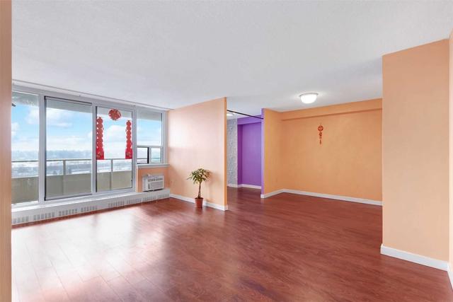 1006 - 15 Torrance Rd, Condo with 1 bedrooms, 1 bathrooms and 1 parking in Toronto ON | Image 34