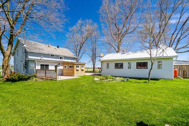 3825 Highway 26, House detached with 3 bedrooms, 2 bathrooms and 8 parking in Springwater ON | Image 24
