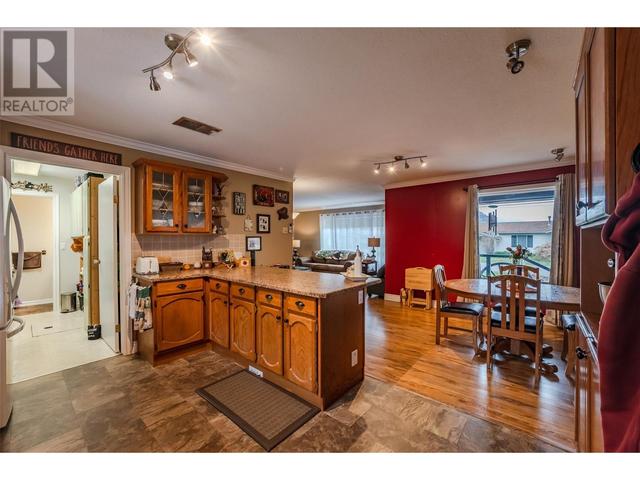 605 11th Avenue, House detached with 2 bedrooms, 1 bathrooms and 2 parking in Keremeos BC | Image 12