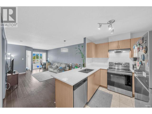 ph10 - 5438 Rupert Street, Condo with 2 bedrooms, 2 bathrooms and 1 parking in Vancouver BC | Image 13