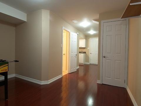 16 Haddon Ave, House detached with 3 bedrooms, 4 bathrooms and 4 parking in Toronto ON | Image 9