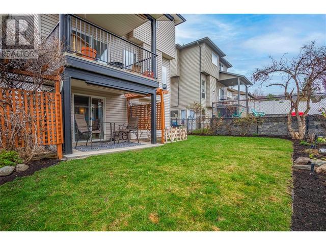 614 South Crest Drive, House detached with 4 bedrooms, 3 bathrooms and 4 parking in Kelowna BC | Image 39