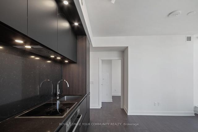 3812 - 35 Mercer St, Condo with 2 bedrooms, 2 bathrooms and 0 parking in Toronto ON | Image 5