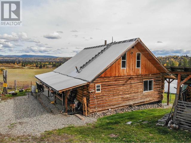 10260 Nazko Road, House detached with 2 bedrooms, 1 bathrooms and null parking in Cariboo I BC | Image 3