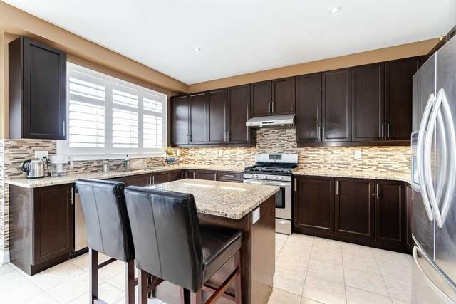 24 Island Grve, House detached with 5 bedrooms, 5 bathrooms and 4 parking in Brampton ON | Image 19