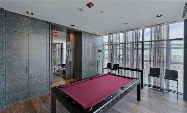 5302 - 1080 Bay St, Condo with 2 bedrooms, 2 bathrooms and 2 parking in Toronto ON | Image 11