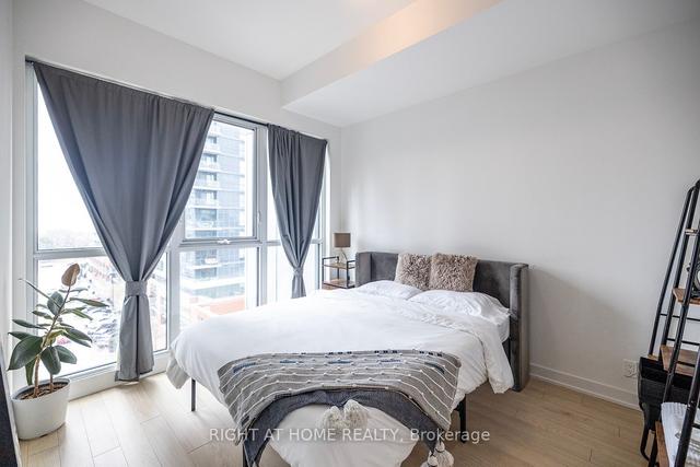 628 - 10 Park Lawn Rd, Condo with 2 bedrooms, 2 bathrooms and 1 parking in Toronto ON | Image 5