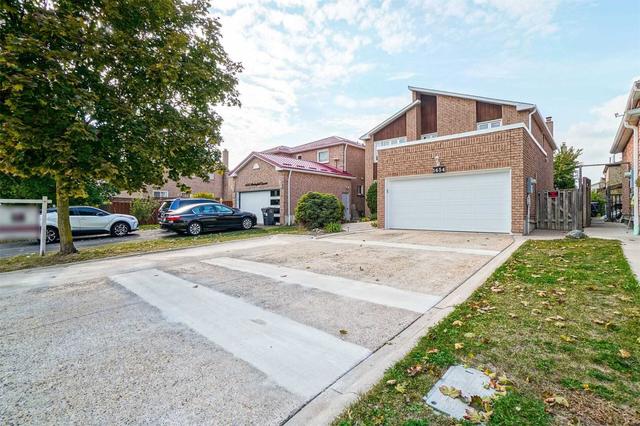 1654 Meadowfield Cres, House detached with 6 bedrooms, 4 bathrooms and 9 parking in Mississauga ON | Image 25