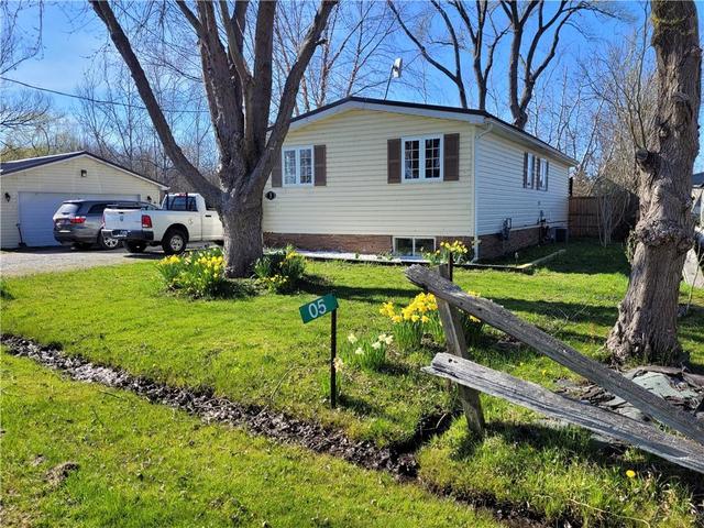 5 David Avenue, House detached with 2 bedrooms, 1 bathrooms and 6 parking in Haldimand County ON | Image 3