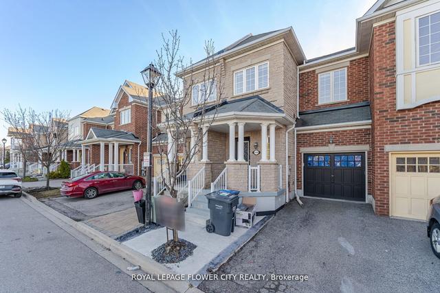 9748 Mclaughlin Rd, House attached with 3 bedrooms, 4 bathrooms and 2 parking in Brampton ON | Image 1
