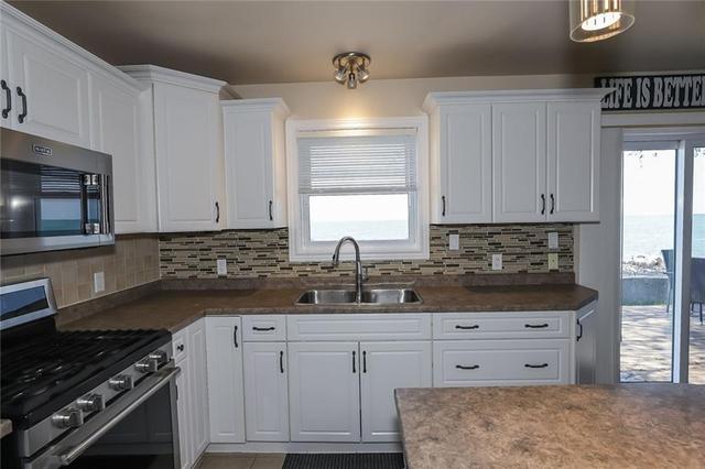 18004 Erie Shore Drive, House detached with 2 bedrooms, 1 bathrooms and 4 parking in Chatham Kent ON | Image 11