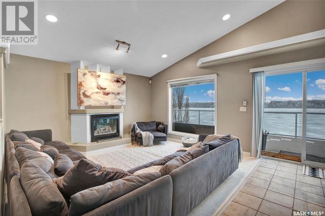 5702 Nelson Beach Drive, House detached with 3 bedrooms, 3 bathrooms and null parking in Hoodoo No. 401 SK | Image 9
