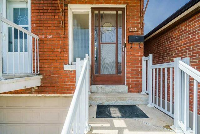 214 Robina Ave, House detached with 6 bedrooms, 3 bathrooms and 4 parking in Toronto ON | Image 28