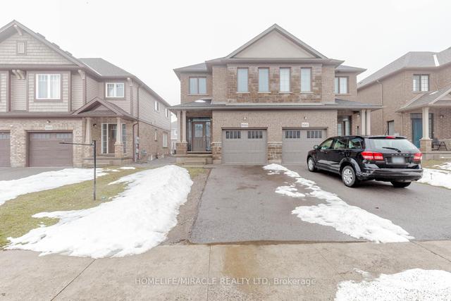 9565 Tallgrass Ave, House semidetached with 3 bedrooms, 3 bathrooms and 4 parking in Niagara Falls ON | Image 1