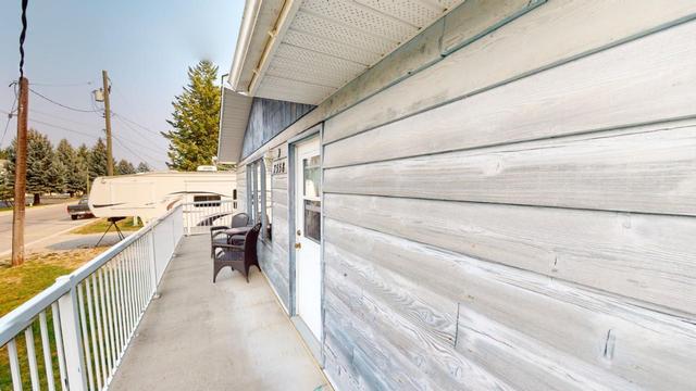 7558 Columbia Avenue, House detached with 4 bedrooms, 2 bathrooms and 2 parking in Radium Hot Springs BC | Image 30