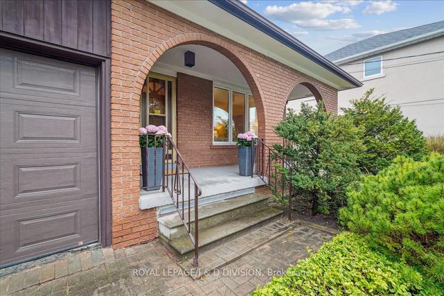 281 Bogert Ave, House detached with 3 bedrooms, 3 bathrooms and 4 parking in Toronto ON | Image 1