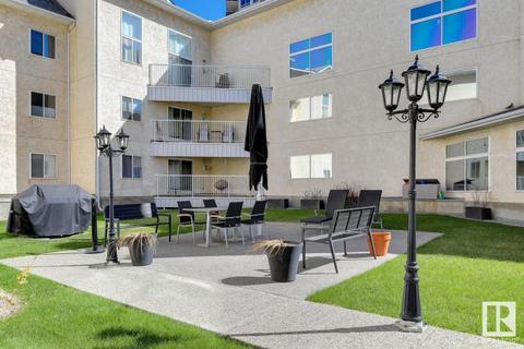 28 - 10331 106 St Nw, Condo with 1 bedrooms, 2 bathrooms and null parking in Edmonton AB | Card Image