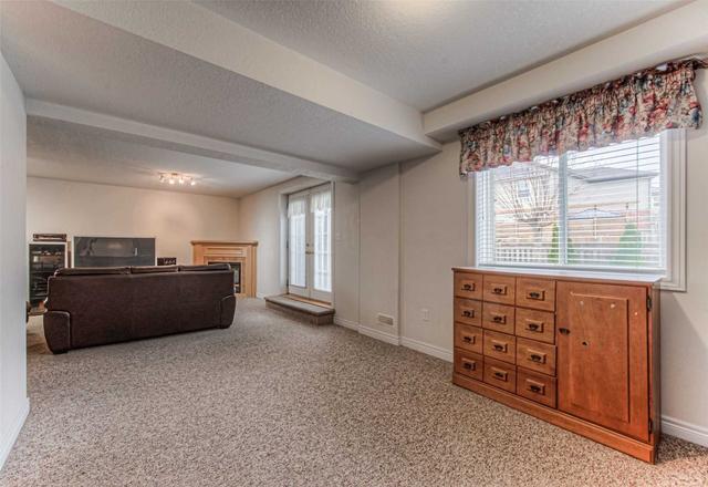 52 Frasson Dr, House detached with 2 bedrooms, 2 bathrooms and 4 parking in Guelph ON | Image 32