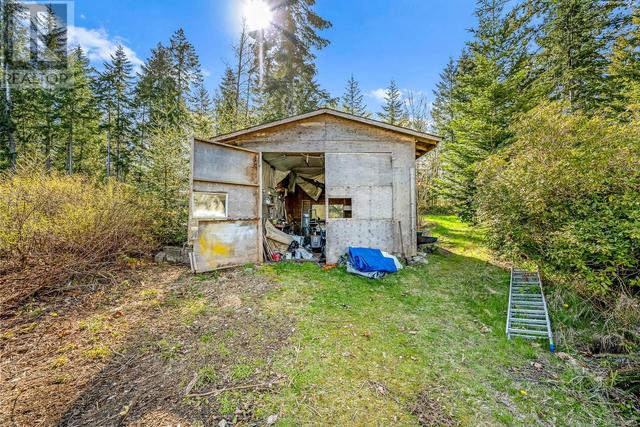 6573 Mystery Beach Rd, House other with 3 bedrooms, 2 bathrooms and null parking in Comox Valley A BC | Image 17