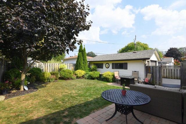 657 Thornwood Ave, House detached with 3 bedrooms, 2 bathrooms and 6 parking in Burlington ON | Image 30