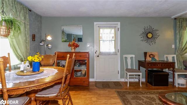 57 Johnson St Street, House detached with 3 bedrooms, 1 bathrooms and 3 parking in Barrie ON | Image 23