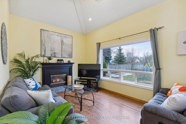 39 Abbeywood Cres, House detached with 3 bedrooms, 4 bathrooms and 4 parking in Guelph ON | Image 39