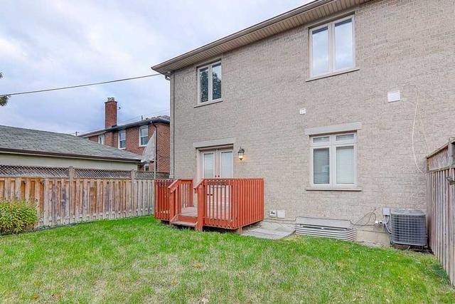 364 Horner Ave, House semidetached with 3 bedrooms, 3 bathrooms and 1 parking in Toronto ON | Image 22