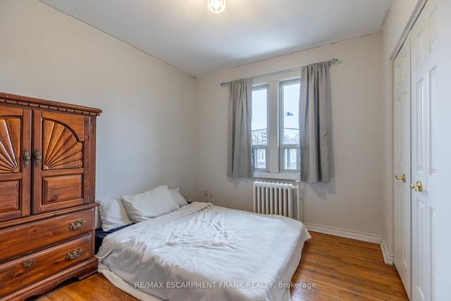 17 - 2 Vineland Ave, Condo with 2 bedrooms, 1 bathrooms and 1 parking in Hamilton ON | Image 11