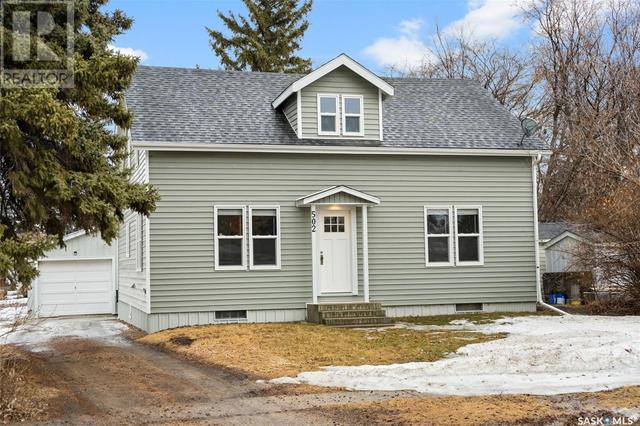 502 5th Avenue, House detached with 4 bedrooms, 2 bathrooms and null parking in Cudworth SK | Image 1