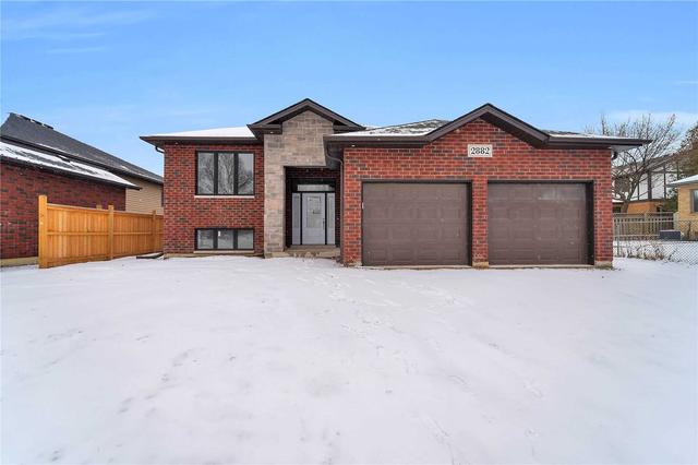 2882 Norman Rd, House detached with 3 bedrooms, 3 bathrooms and 6 parking in Windsor ON | Image 1