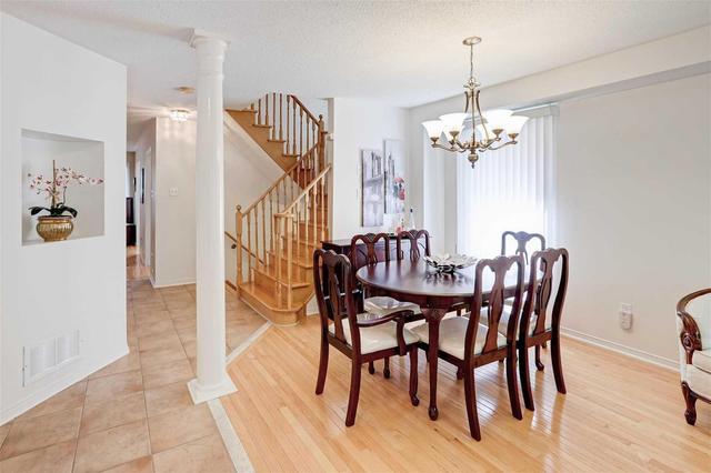 17 Chart Ave, House semidetached with 4 bedrooms, 3 bathrooms and 1 parking in Vaughan ON | Image 3