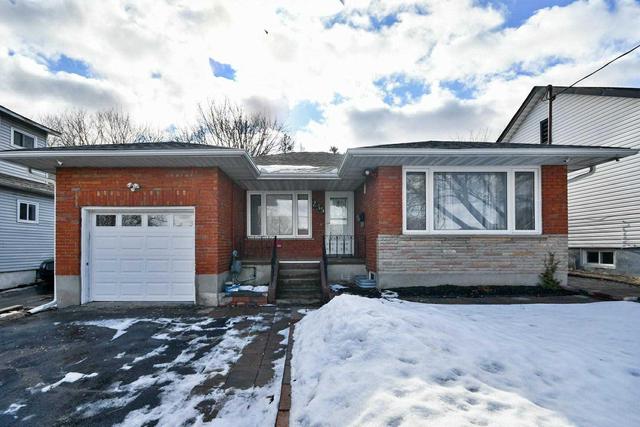 235 Tresane St, House detached with 3 bedrooms, 2 bathrooms and 2 parking in Oshawa ON | Image 1