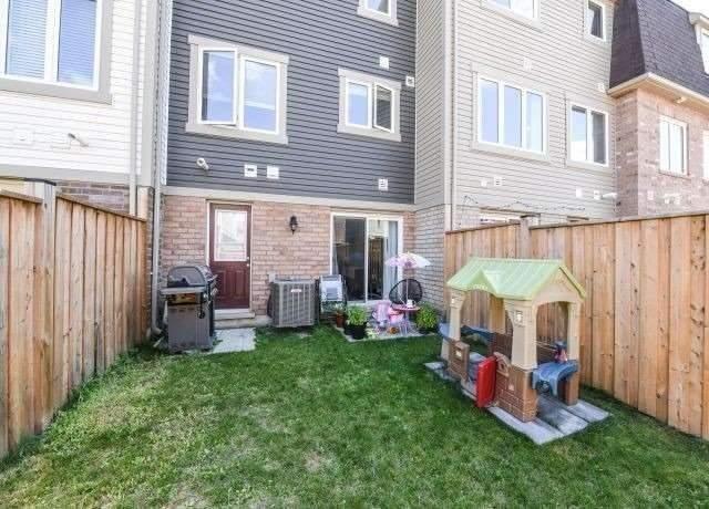 94 Vanhorne Clse, House attached with 3 bedrooms, 3 bathrooms and 2 parking in Brampton ON | Image 19