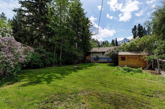 522 4th Street, House detached with 3 bedrooms, 1 bathrooms and 2 parking in Canmore AB | Image 22