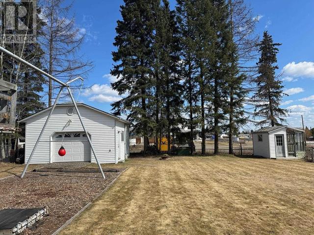 3484 Hospital Road, House detached with 5 bedrooms, 4 bathrooms and null parking in Vanderhoof BC | Image 3