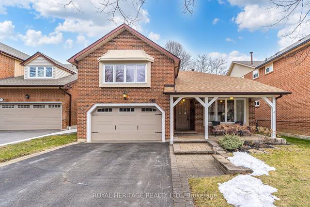 910 Mountcastle Cres, House detached with 3 bedrooms, 2 bathrooms and 6 parking in Pickering ON | Image 1
