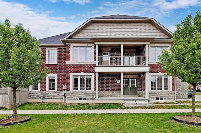 2 Moore's Crt, House attached with 4 bedrooms, 3 bathrooms and 3 parking in Markham ON | Image 1
