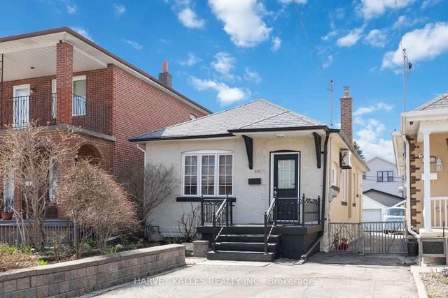 460 Northcliffe Blvd, House detached with 2 bedrooms, 2 bathrooms and 3 parking in Toronto ON | Image 12