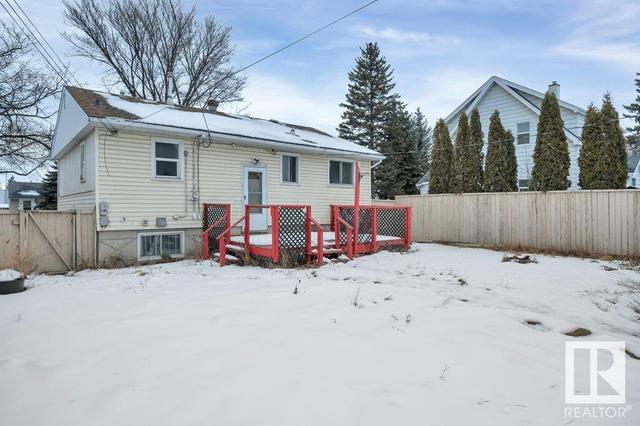 12427 96 St Nw, House detached with 3 bedrooms, 2 bathrooms and null parking in Edmonton AB | Image 34