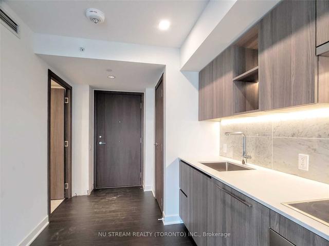 709 - 17 Bathurst St, Condo with 1 bedrooms, 1 bathrooms and 0 parking in Toronto ON | Image 20
