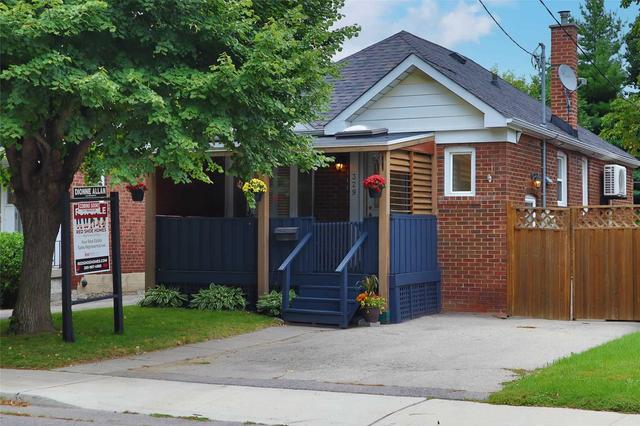329 Woodmount Ave, House detached with 2 bedrooms, 2 bathrooms and 5 parking in Toronto ON | Image 12