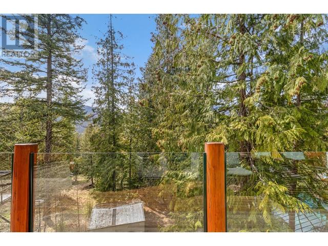 63 Walker Road, House detached with 5 bedrooms, 2 bathrooms and null parking in North Okanagan F BC | Image 61