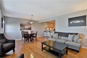 3127 Stornoway Circ, House attached with 3 bedrooms, 2 bathrooms and null parking in Oakville ON | Image 2