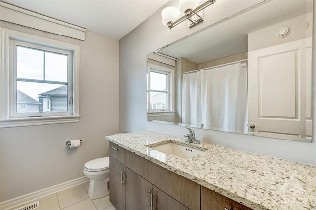 247 Hawkmere Way, Townhouse with 3 bedrooms, 3 bathrooms and 3 parking in Ottawa ON | Image 23