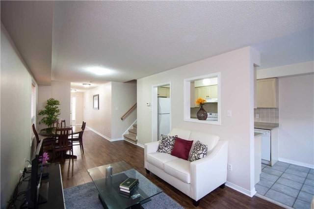 117 - 6399 Spinnaker Circ, Townhouse with 3 bedrooms, 3 bathrooms and 2 parking in Mississauga ON | Image 2