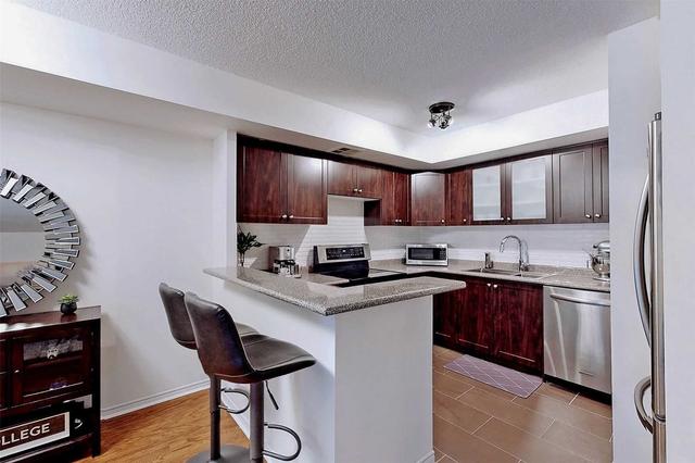 807 - 25 The Esplanade St, Condo with 1 bedrooms, 1 bathrooms and 0 parking in Toronto ON | Image 28