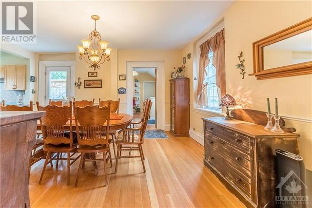 206 Drummond Street E, House detached with 3 bedrooms, 1 bathrooms and 2 parking in Merrickville Wolford ON | Image 18